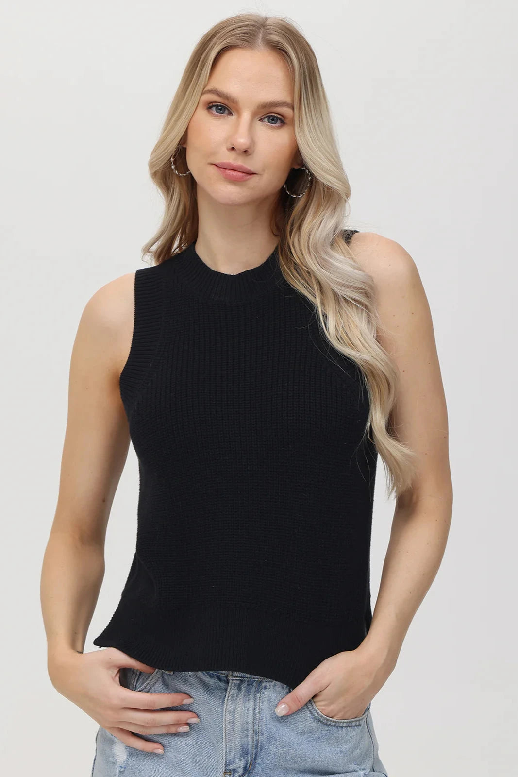 Demi High Crewneck Tank