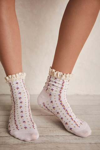Rosebud Waffle Knit Ankle Socks